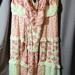 ARULA Pink and White Floral Dress
